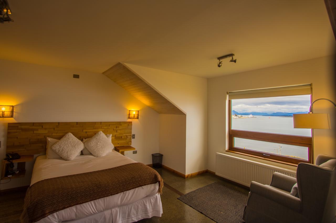 Weskar Lodge Hotel Puerto Natales Exterior photo