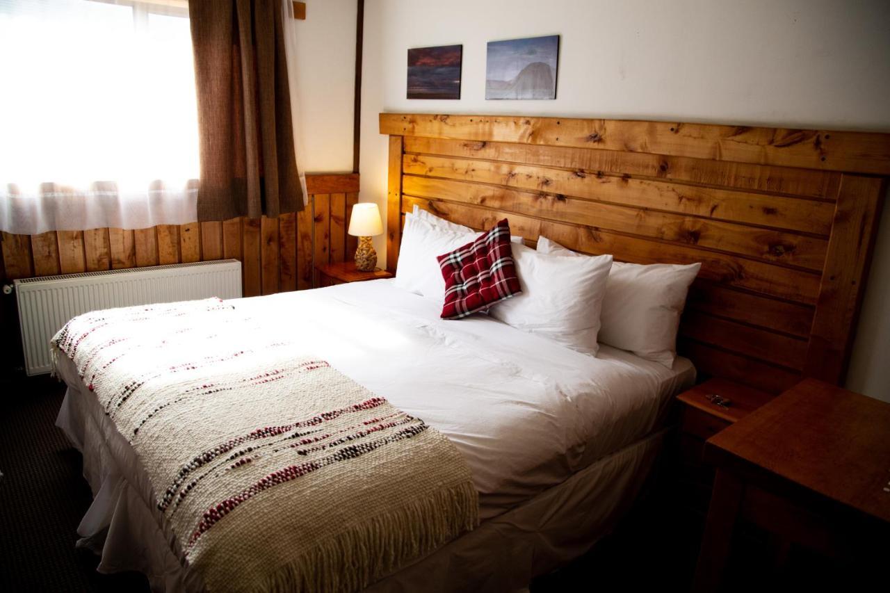 Weskar Lodge Hotel Puerto Natales Exterior photo