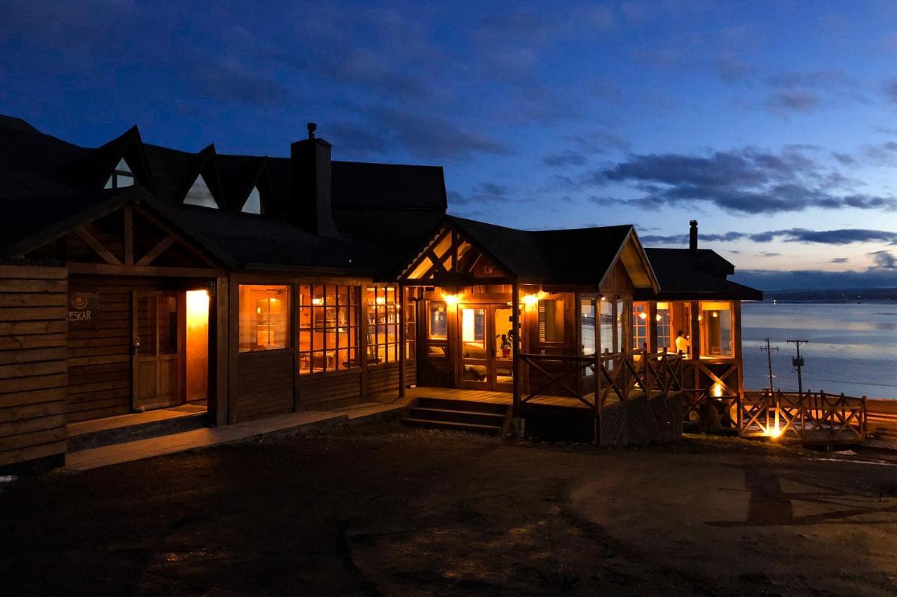 Weskar Lodge Hotel Puerto Natales Exterior photo