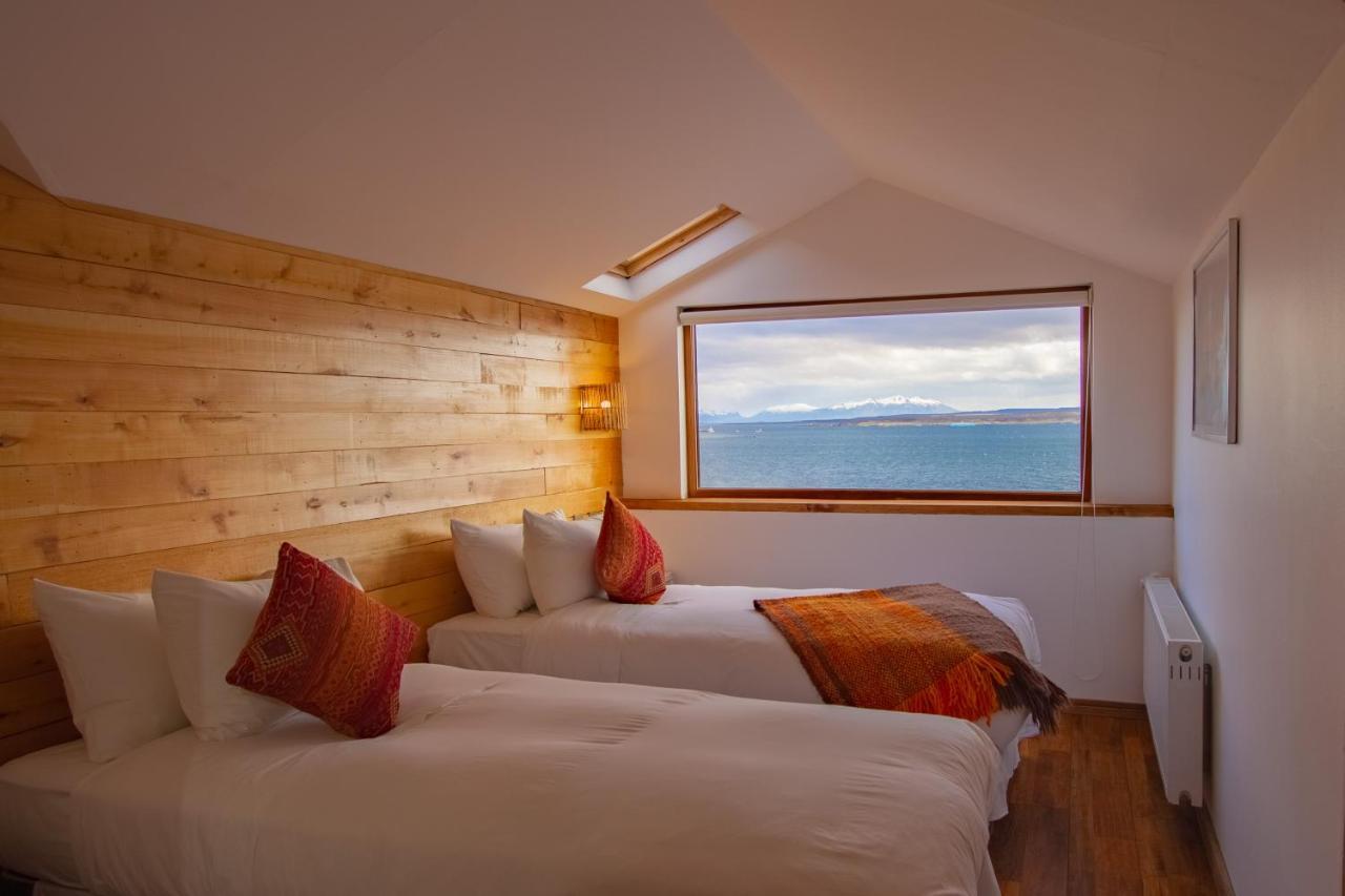 Weskar Lodge Hotel Puerto Natales Exterior photo